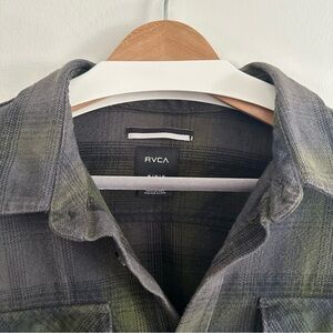RVCA Men's Plaid Shirt - Green and Gray